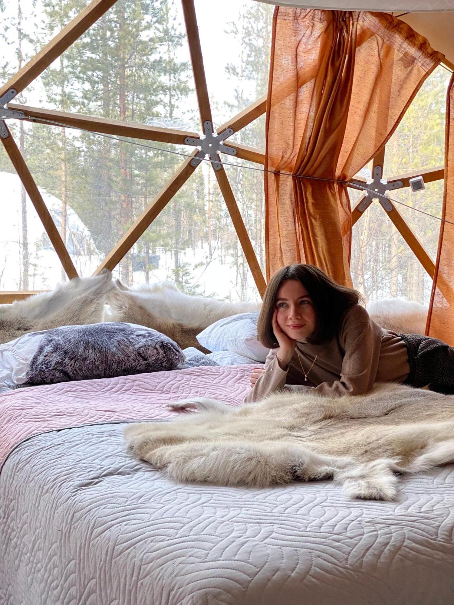Aurora Igloo Fireplace-Heated Tents In A Secret Forest With Private Jacuzzi And Shared Sauna Bathroom And Dog Friendly Rovaniemi Eksteriør billede